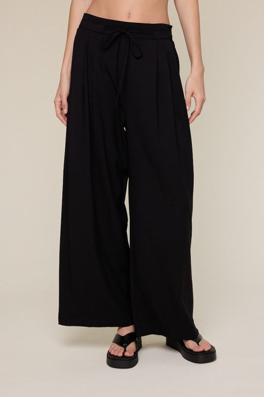 Blk Straight Leg